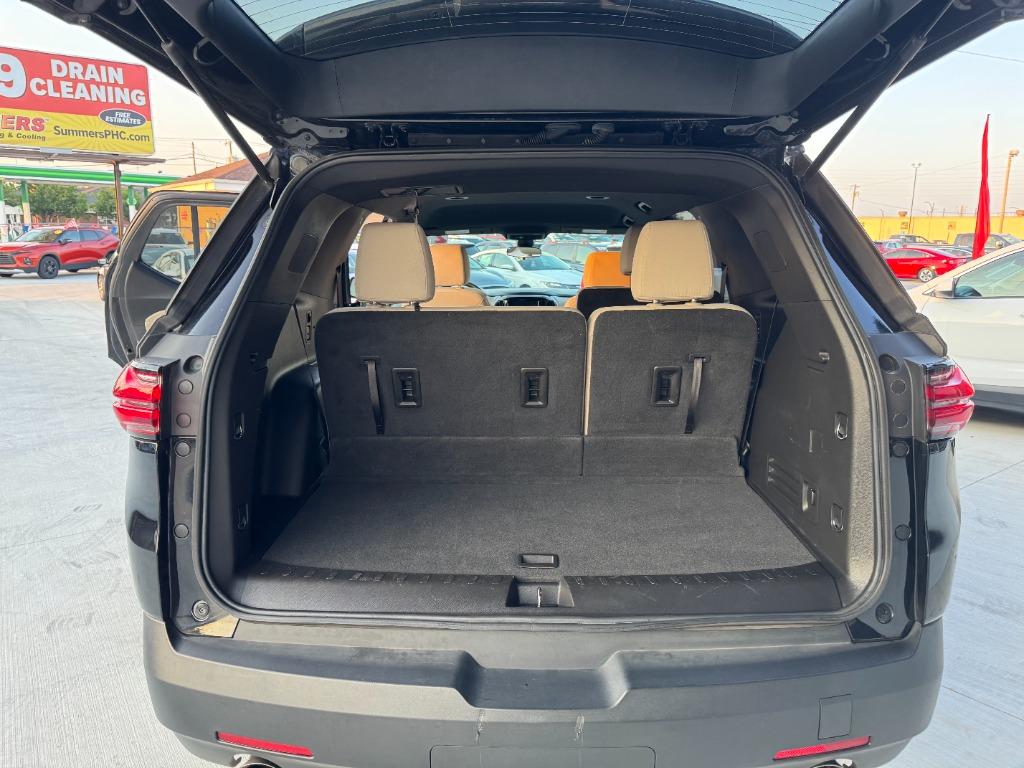 2023 Chevrolet Traverse LS - Photo 14