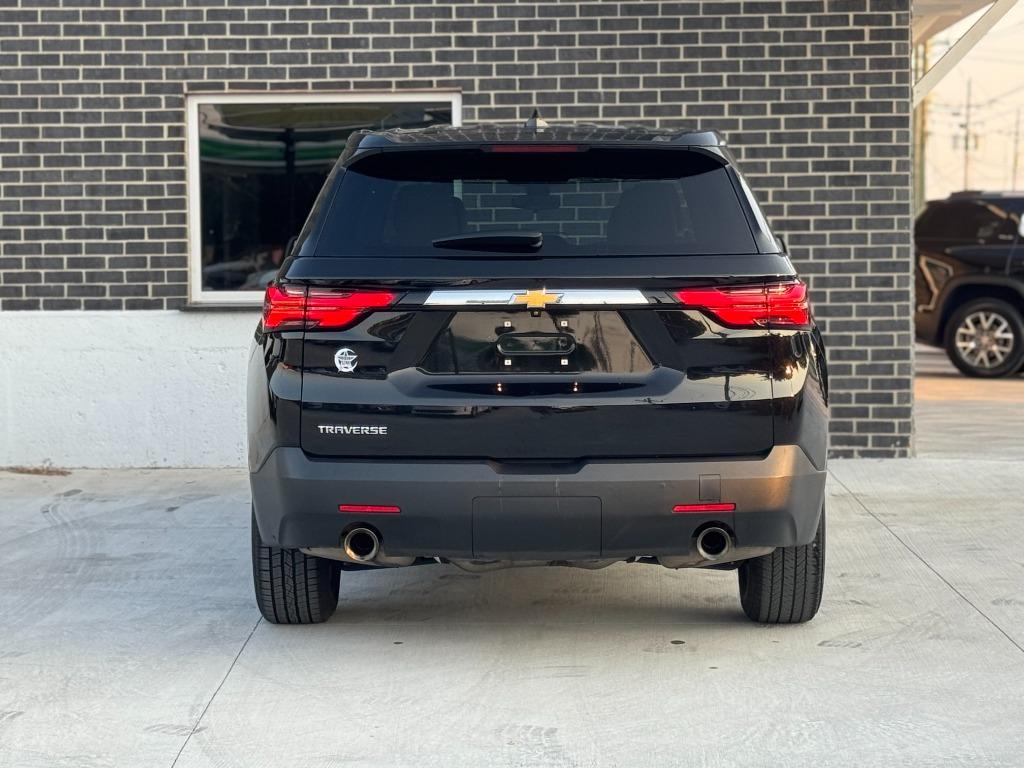 2023 Chevrolet Traverse LS - Photo 6
